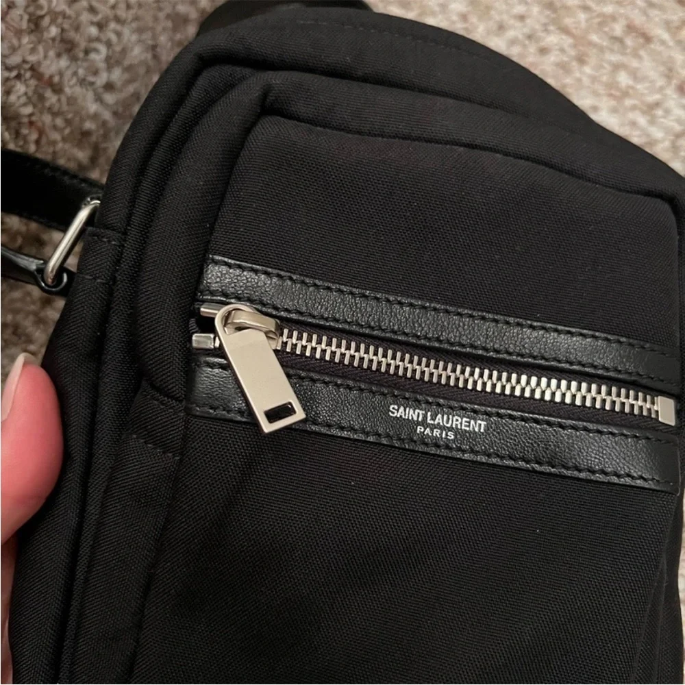 Saint Laurent Black Crossbody Bag - Picture 3 of 7